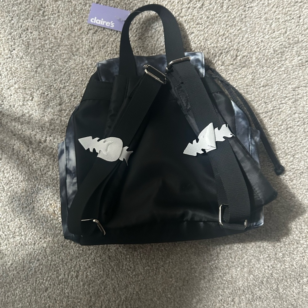 Claire’s Drawstring Backpack NWT - Picture 2 of 5